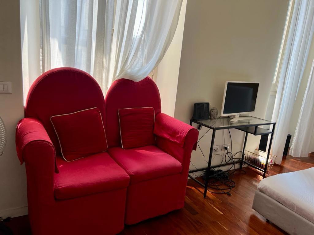 Ticinese 38 - Incantevole Appartamento Nel Centro Milan Bagian luar foto