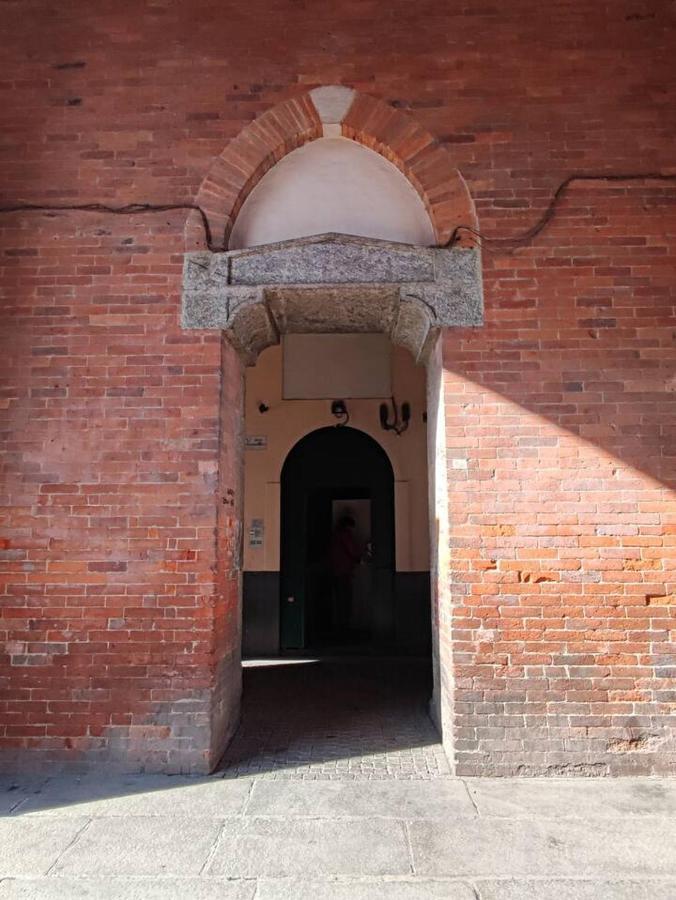 Ticinese 38 - Incantevole Appartamento Nel Centro Milan Bagian luar foto